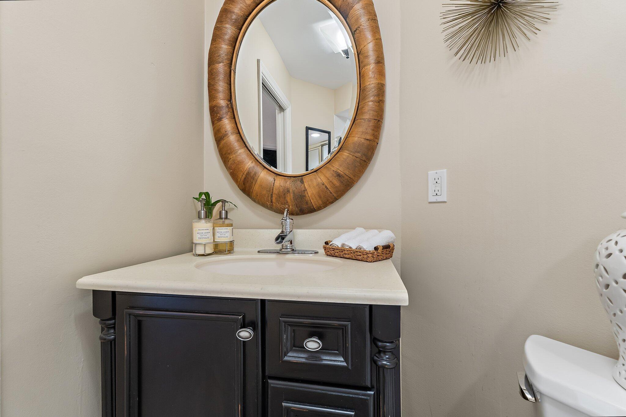 CRYSTAL POINTE 3 - Residential