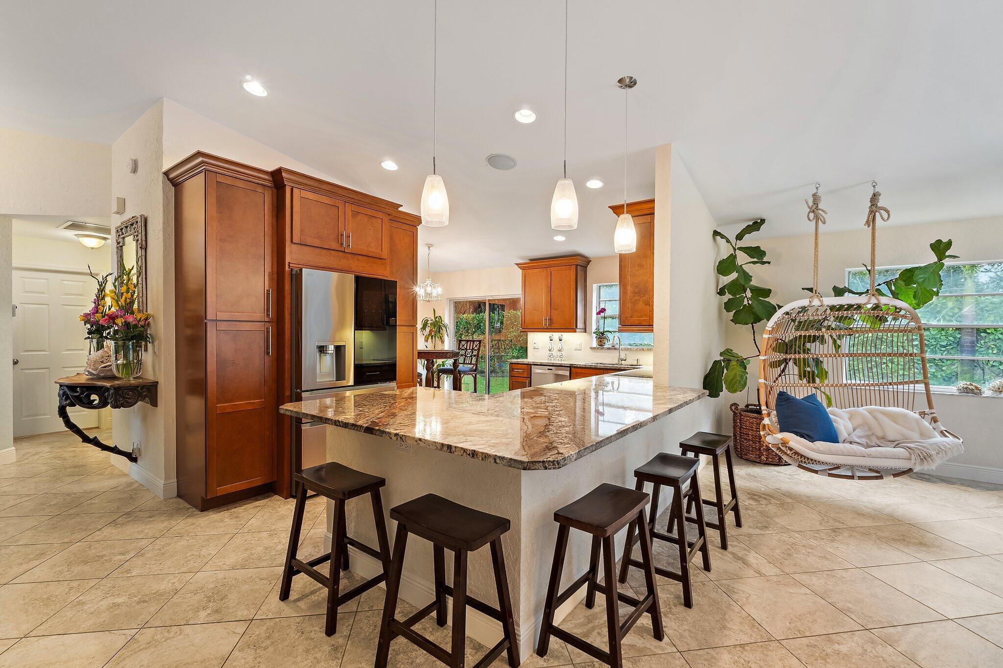 CRYSTAL POINTE 3 - Residential