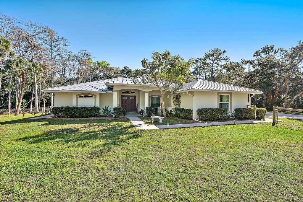 Photo of 16350 N 115th Avenue N, Jupiter, FL 33478 (MLS # R11152760)