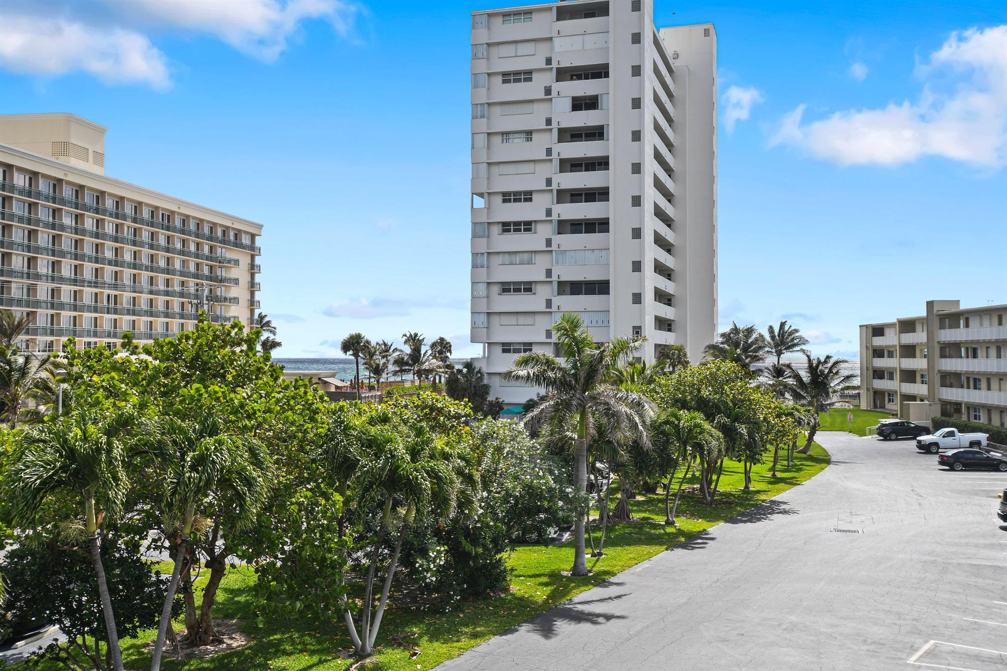 VILLAS ON THE OCEAN - Residential Lease