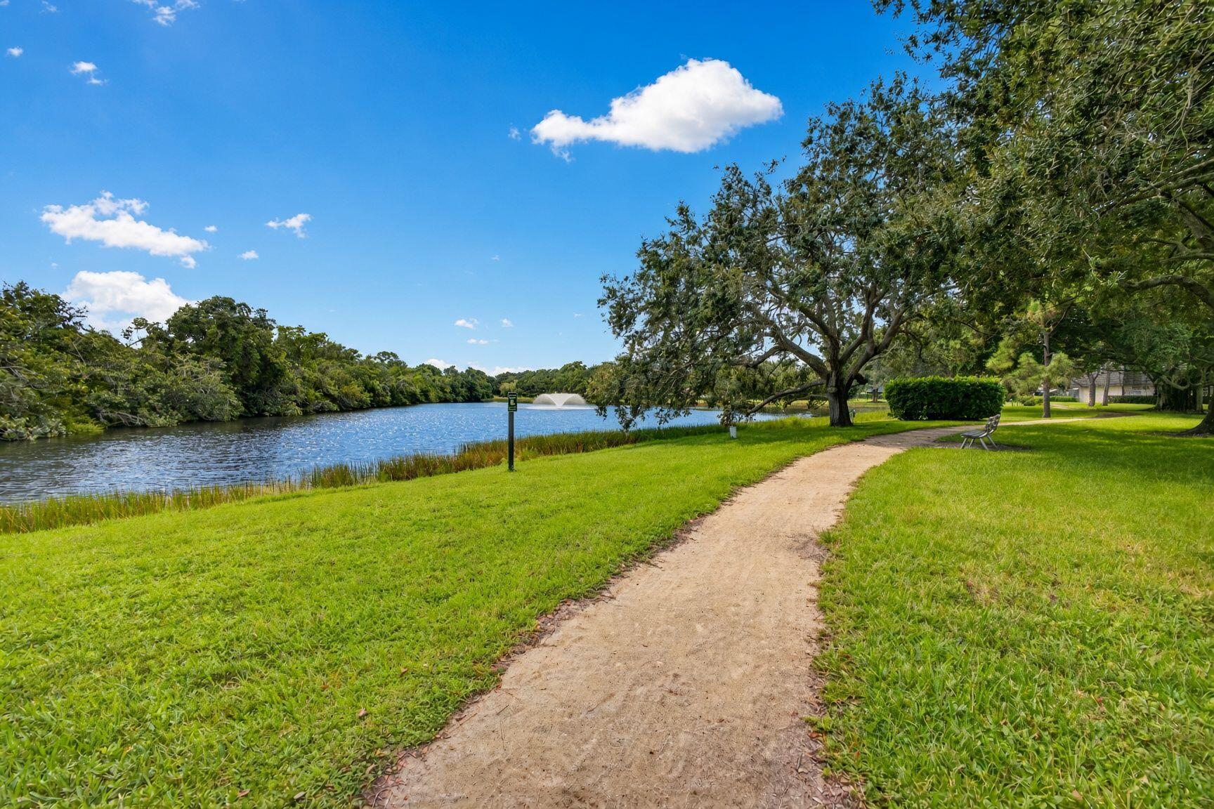 506 5TH Terrace, Palm Beach Gardens, FL, 33418/$459,900 3 506 5TH Terrace