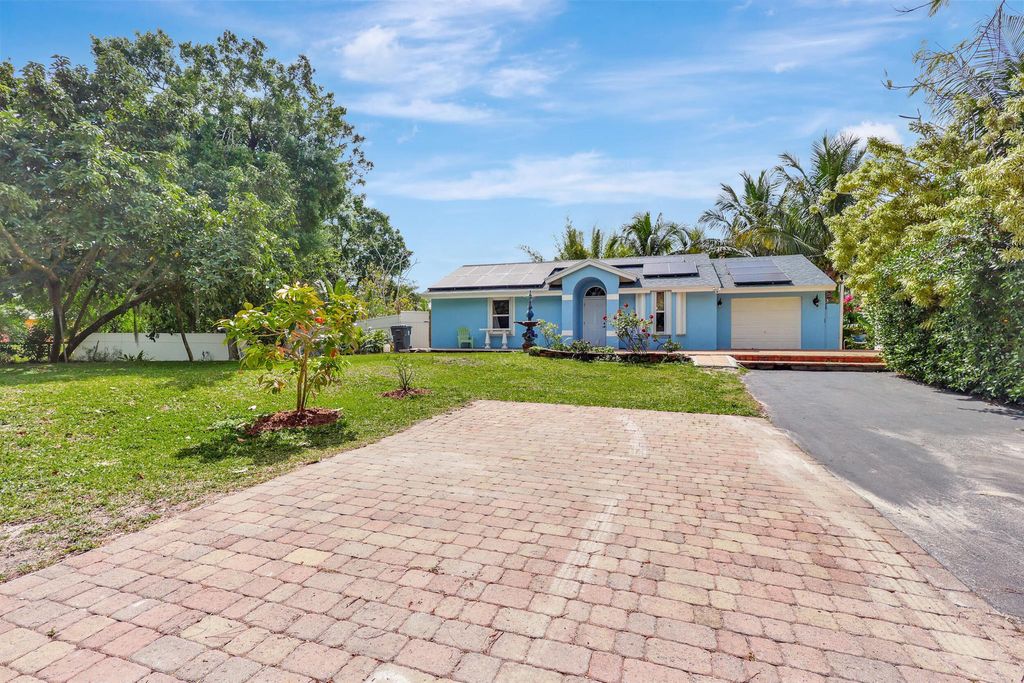 Photo of 18852 50th Street N, Loxahatchee, FL 33470 (MLS # R11019185)