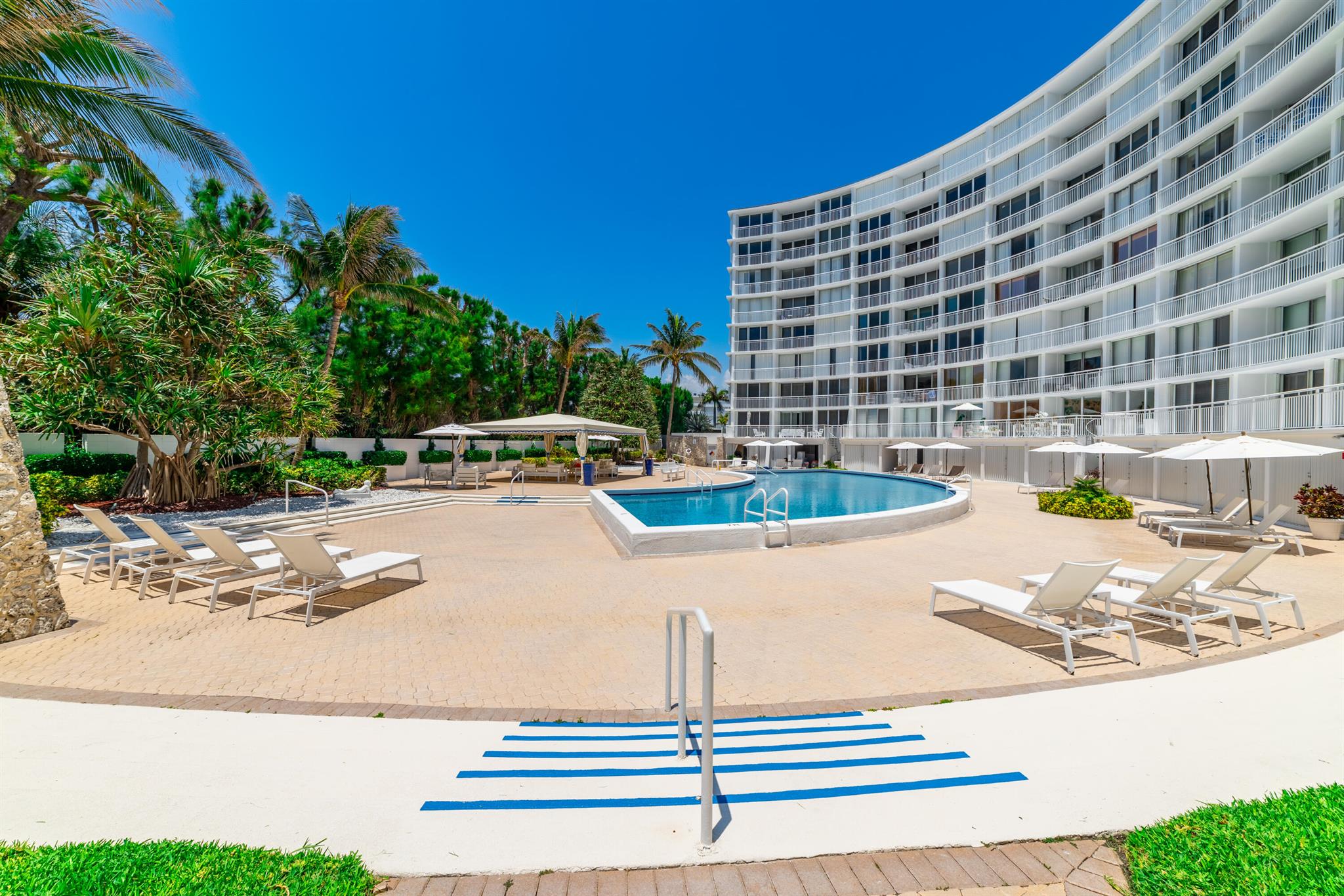 AMBASSADOR II CORP - Residential Lease