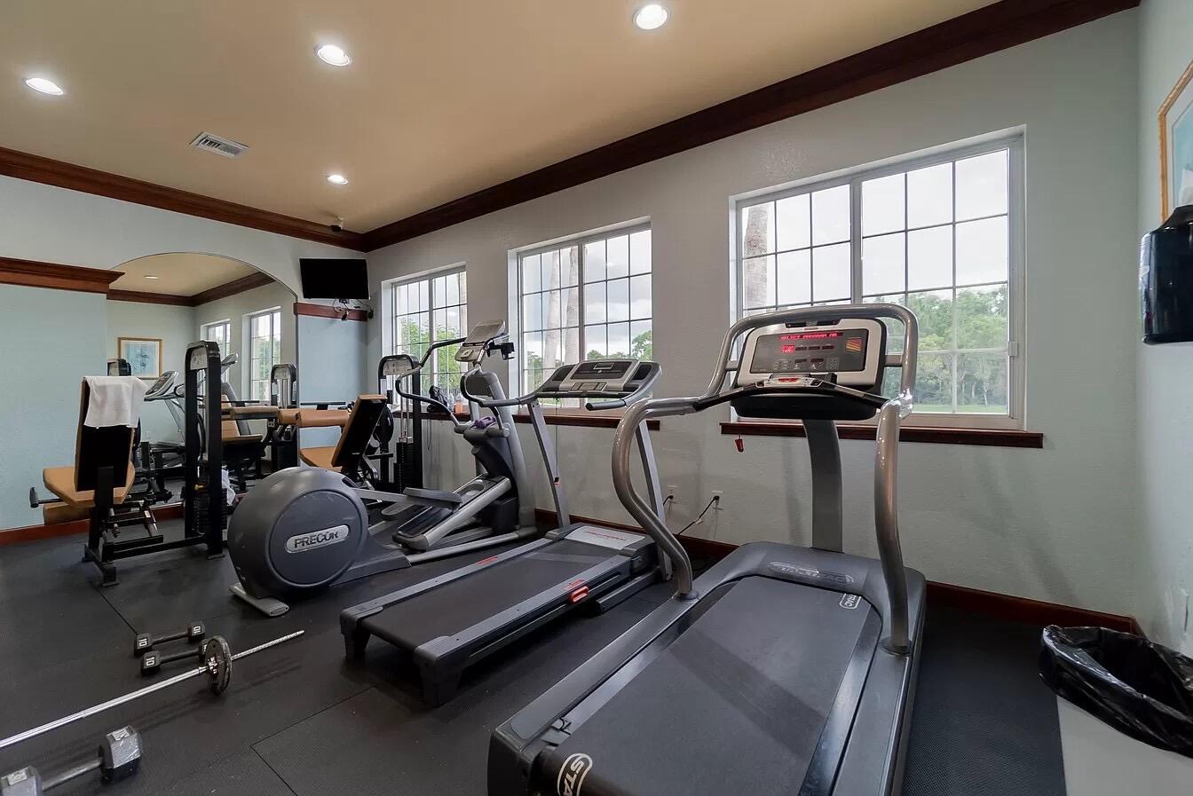 GRAND VIEW AT CRESTWOOD C - Residential Lease