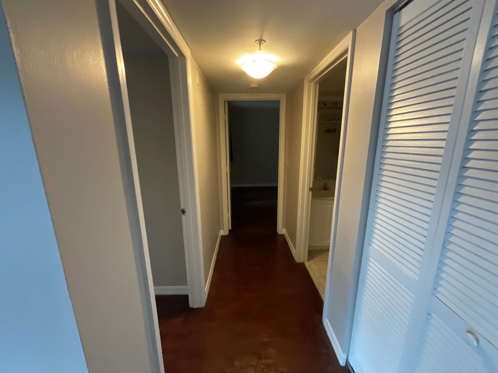 GRAND VIEW AT CRESTWOOD C - Residential Lease