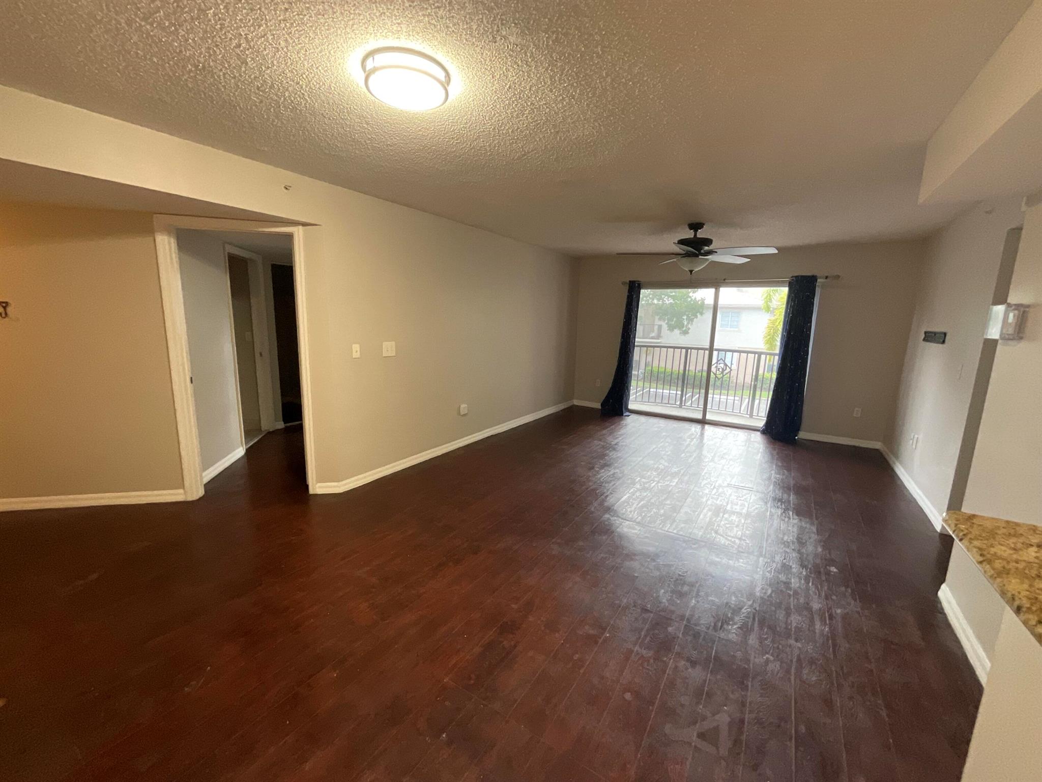 GRAND VIEW AT CRESTWOOD C - Residential Lease