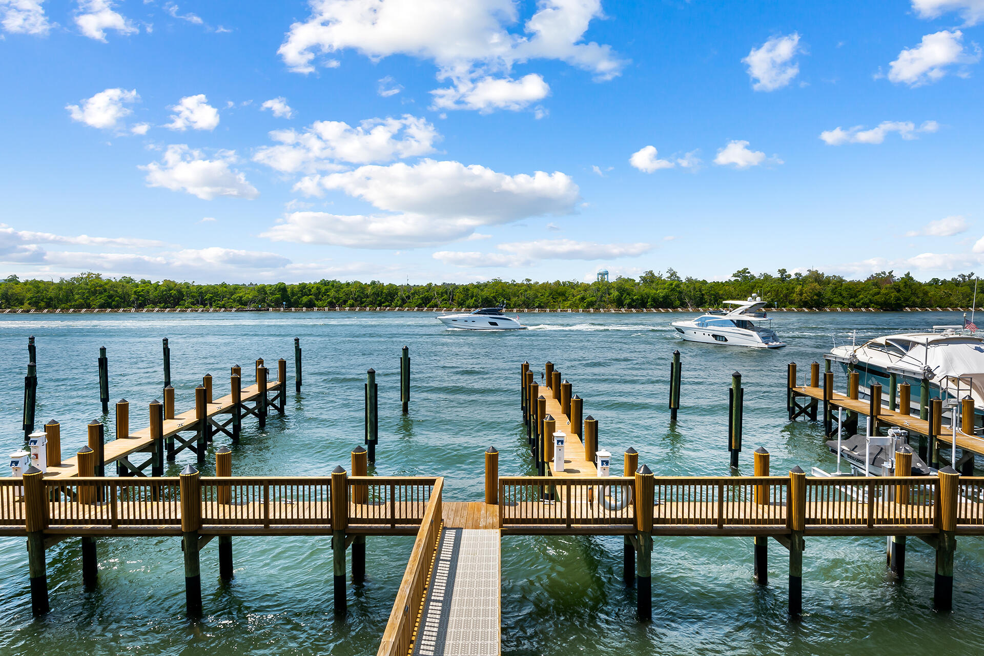 HOLLYWOOD BEACH SECOND AD - Residential