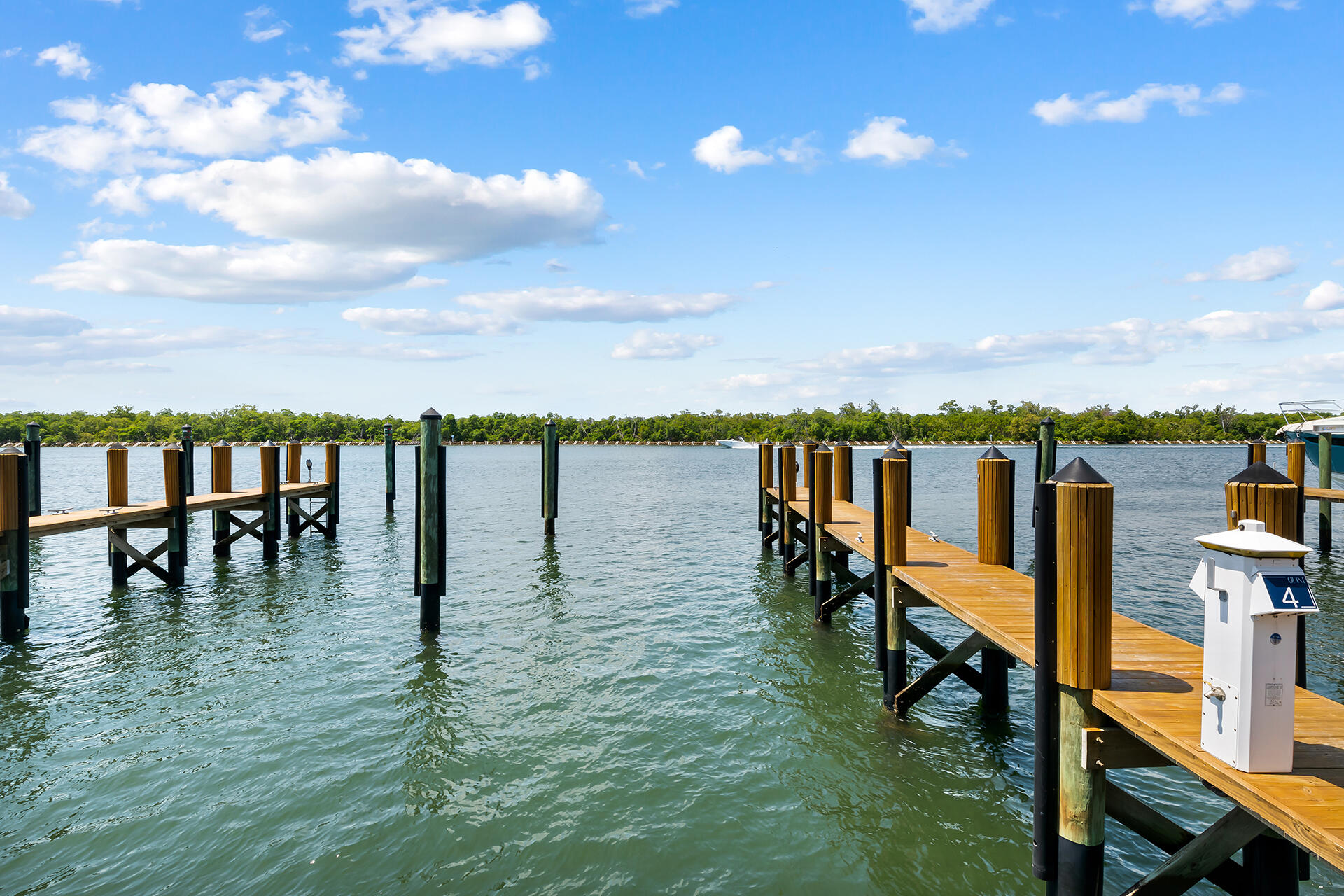 HOLLYWOOD BEACH SECOND AD - Residential