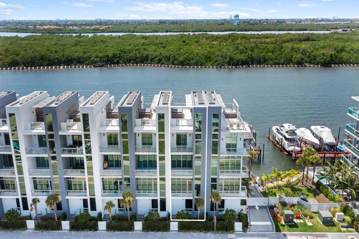 HOLLYWOOD BEACH SECOND ADD - Residential