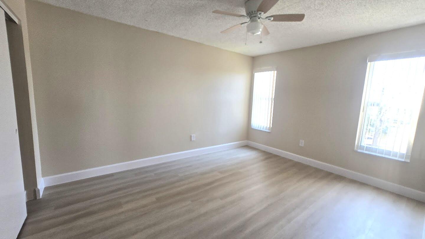 BROOKFIELD SQUARE CONDO - Residential Lease