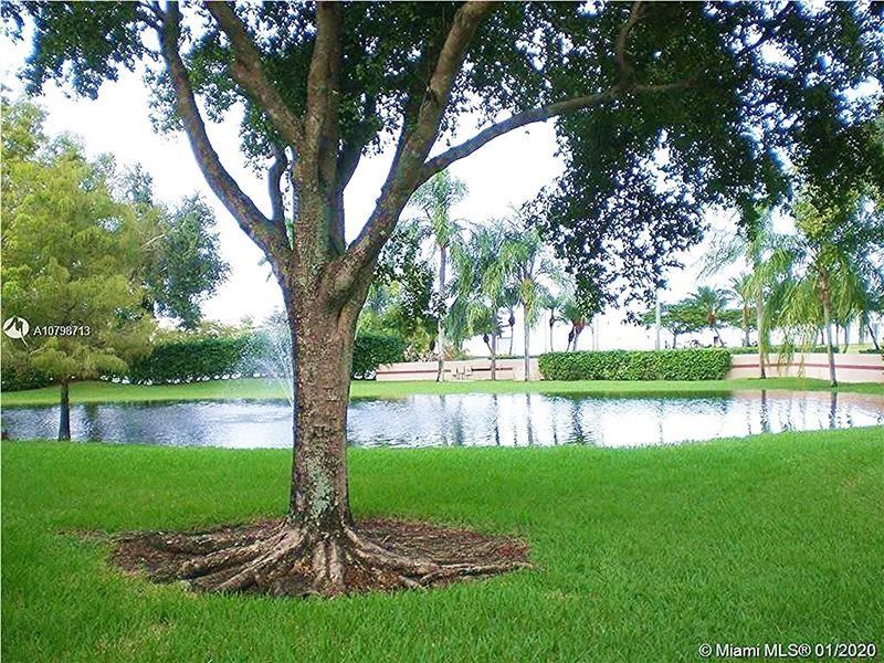 WATERSIDE - Residential