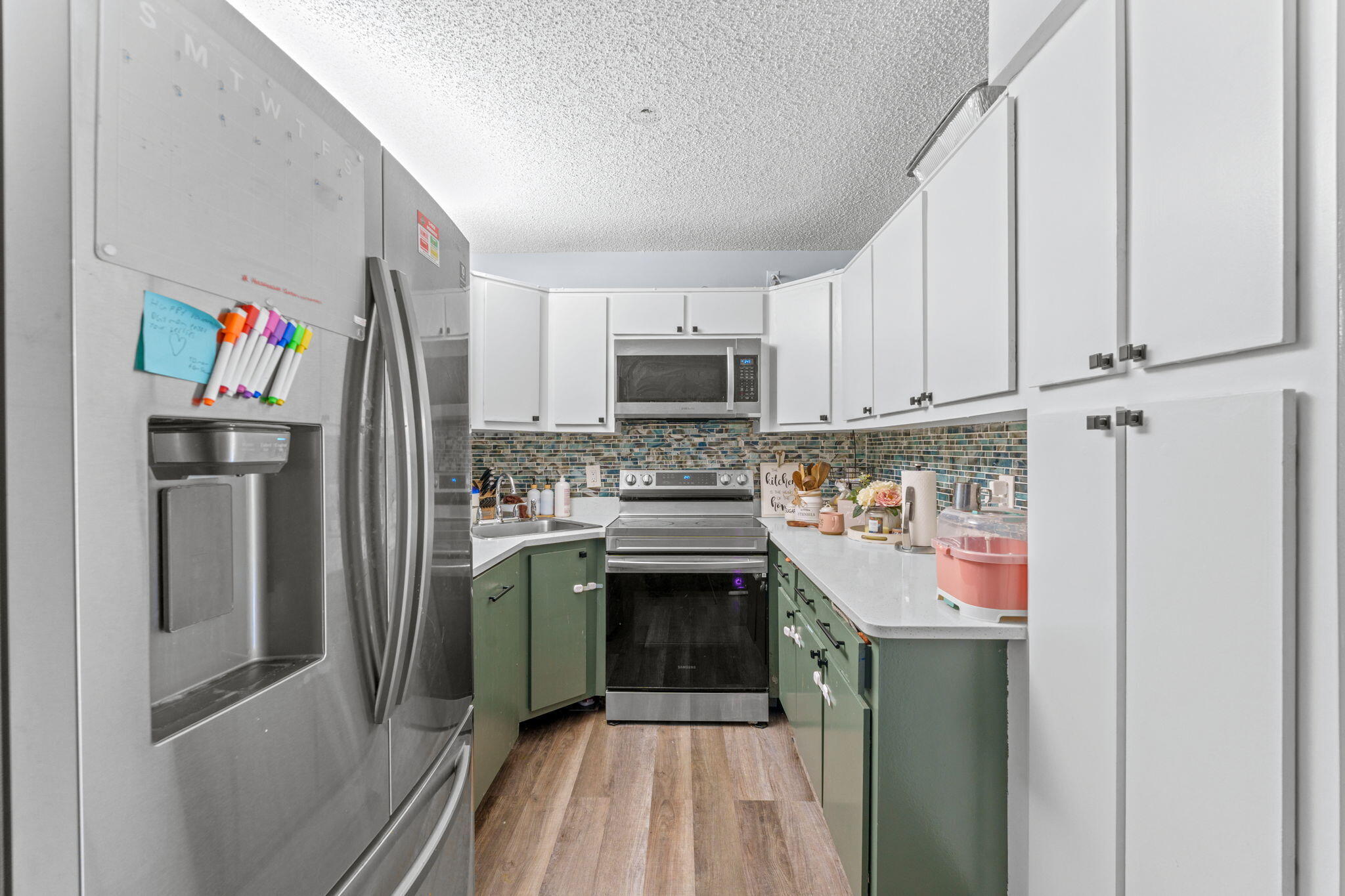 PINE RIDGE NORTH VILLAGE III CONDO - Residential