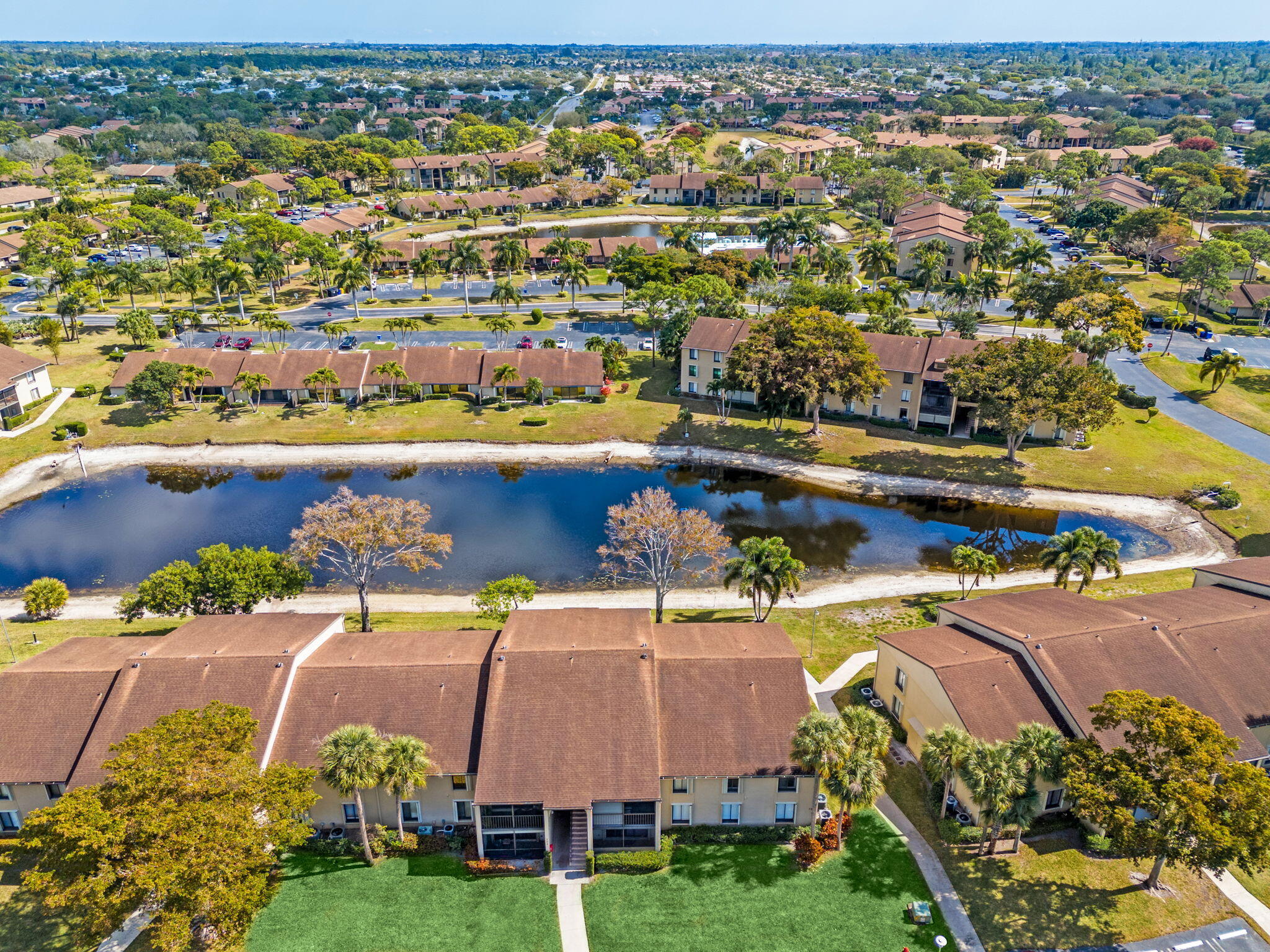 PINE RIDGE NORTH VILLAGE III CONDO - Residential