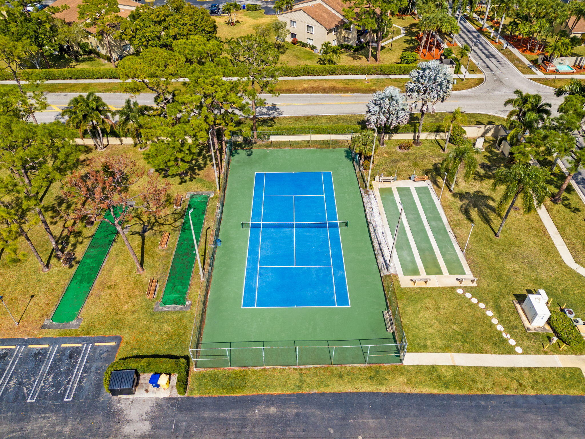 PINE RIDGE NORTH VILLAGE III CONDO - Residential