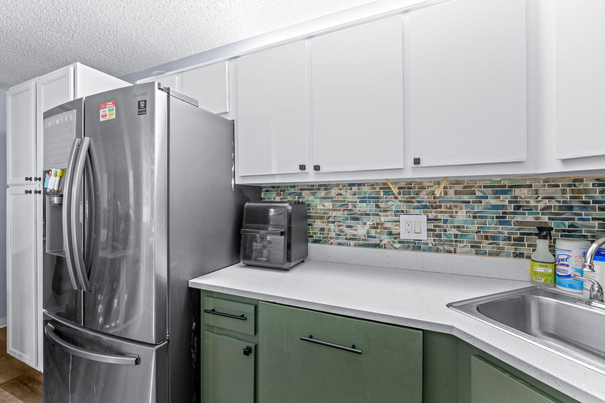 PINE RIDGE NORTH VILLAGE III CONDO - Residential