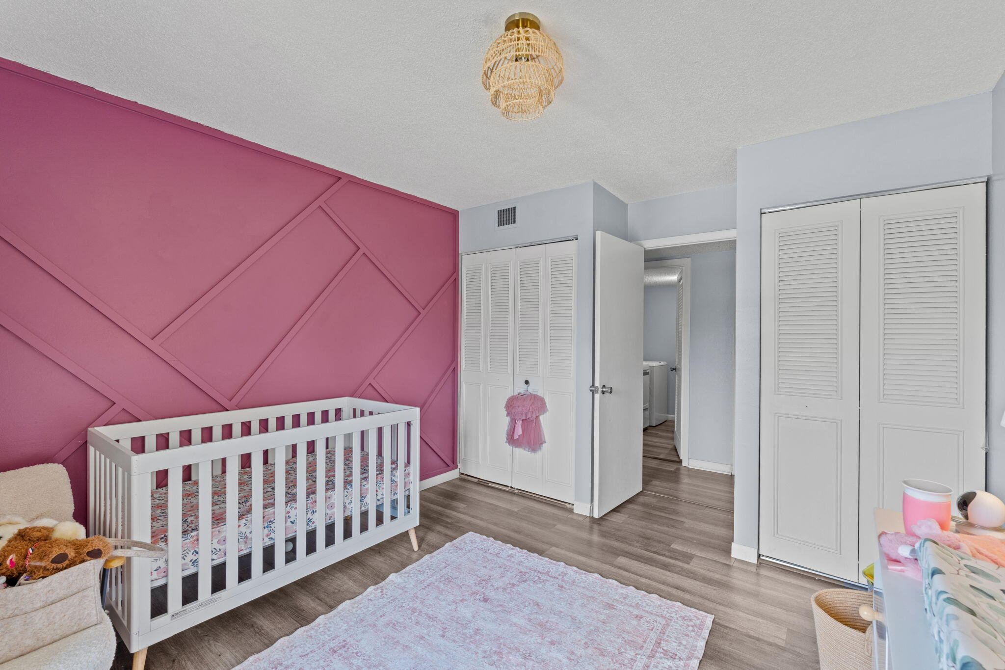 PINE RIDGE NORTH VILLAGE III CONDO - Residential