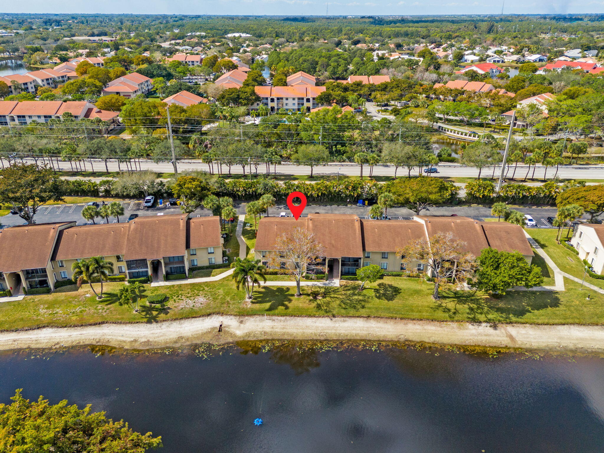 PINE RIDGE NORTH VILLAGE III CONDO - Residential