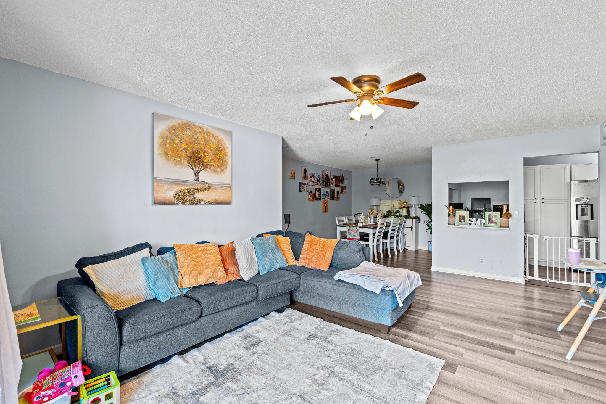 PINE RIDGE NORTH VILLAGE III CONDO - Residential