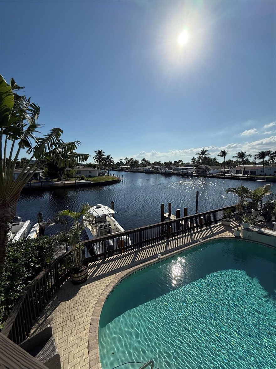 Completely remodeled 2 bedrooms in a waterfront boutique building. Extra-large walk-in closet in the primary bedroom. Washer and dryer in the unit, all new appliances, tankless water heater.  Pets allowed. Available to lease right away.  Designated to the unit an extra-long parking space. 
Large balcony overlooking the water. Two boat slips available for rent up to a 38' boat/ $450 a month each slip. Great location, close to the beach and great restaurants.