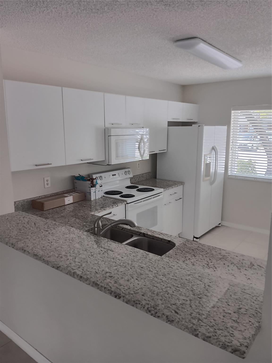 Malibu Bay - Residential Lease