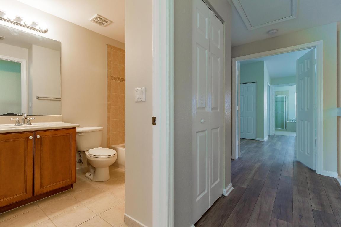 DREXEL PARK - Residential Lease