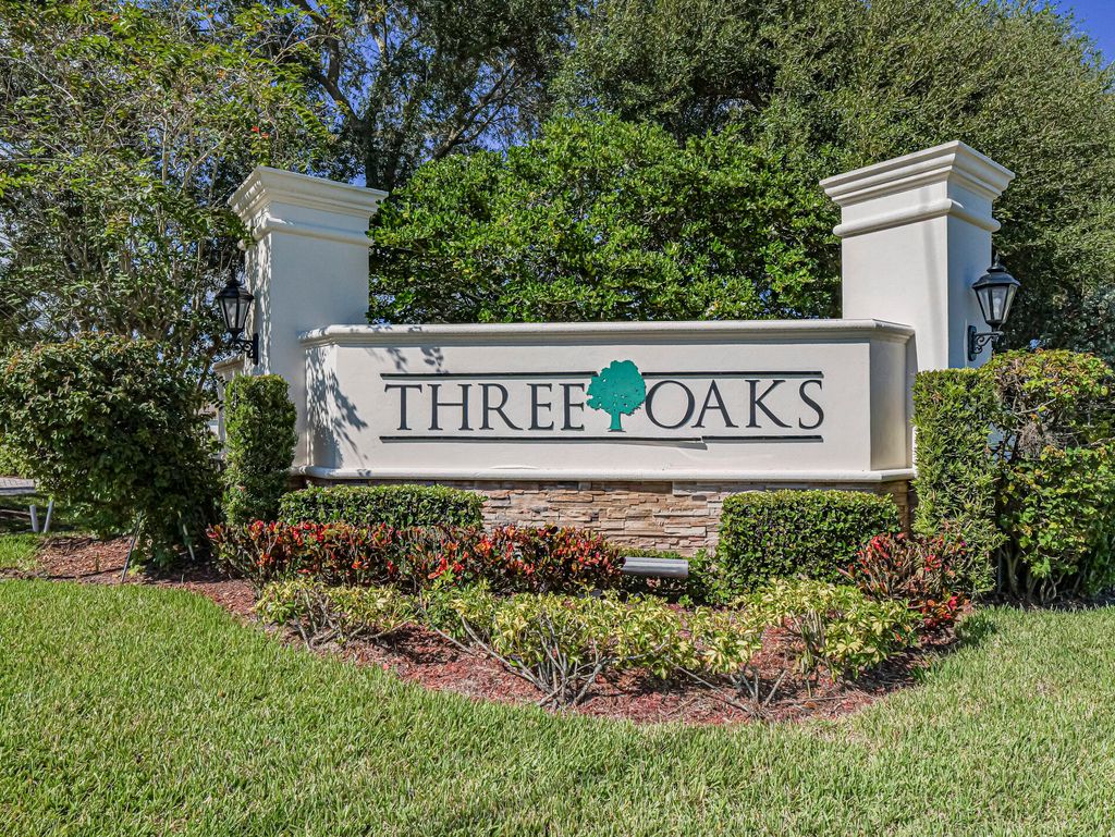 Photo of 7473 White Oak Lane, Vero Beach, FL 32966 (MLS # B26009634)