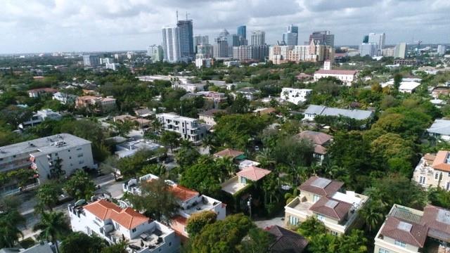 VICTORIA PARK 4 BED - Residential