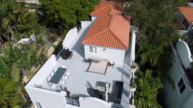 VICTORIA PARK 4 BED - Residential