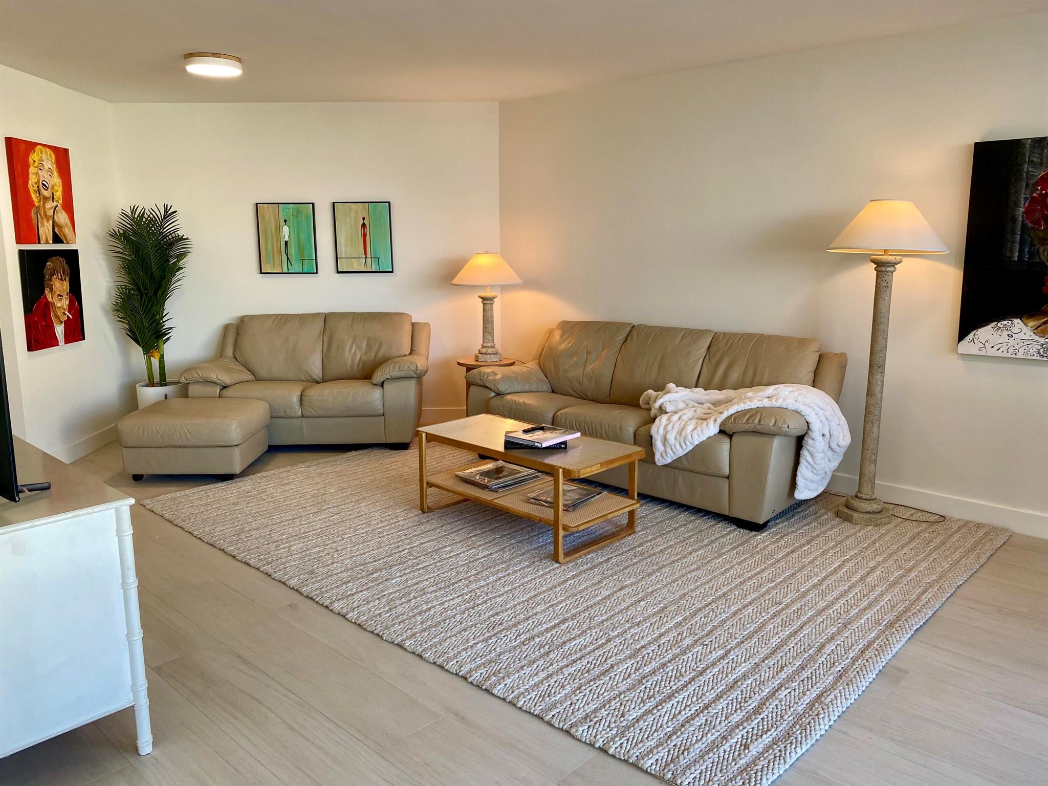 THIRTY FIVE SIXTY CONDO - Residential Lease