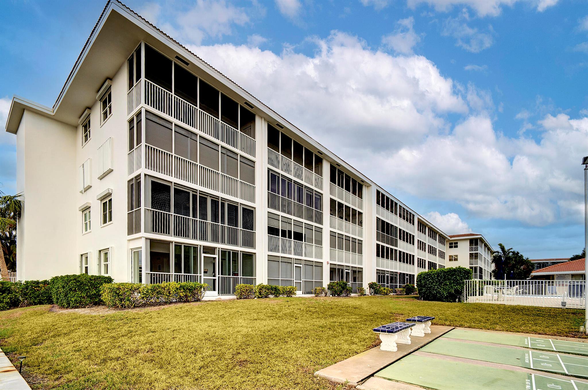 PENTHOUSE DELRAY CONDO - Residential