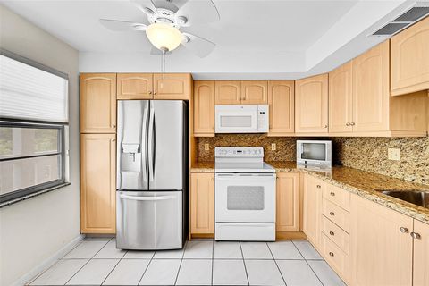 2003 GRANADA J3 Coconut Creek FL 33066