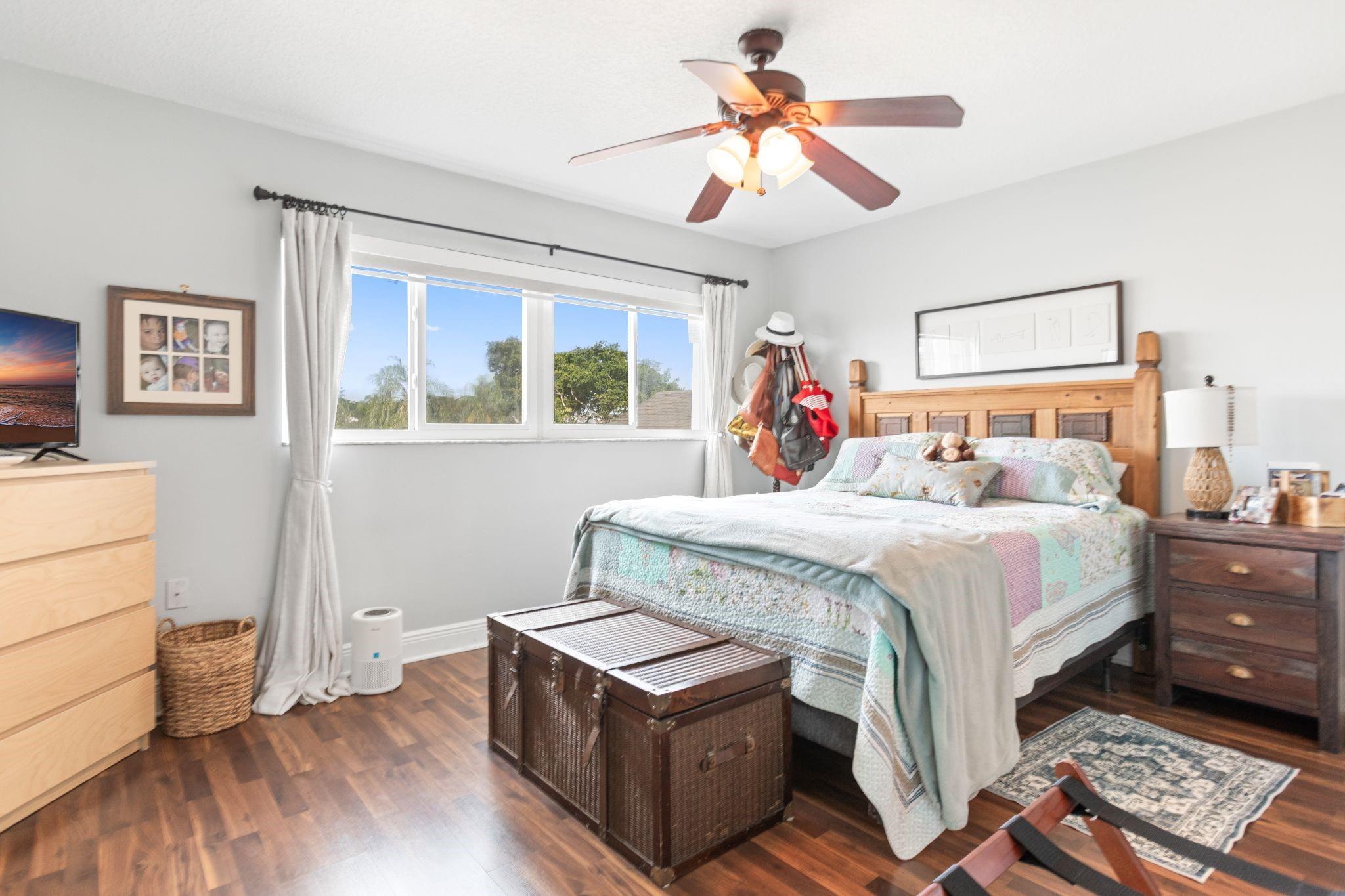 FLAMINGO VILLAS - Residential