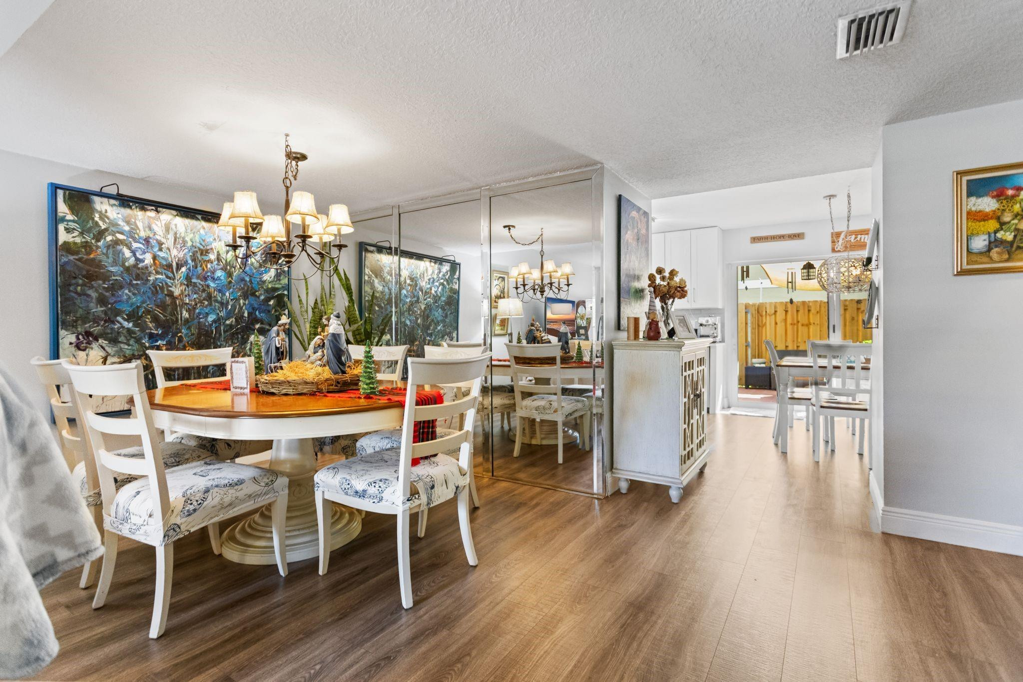 FLAMINGO VILLAS - Residential