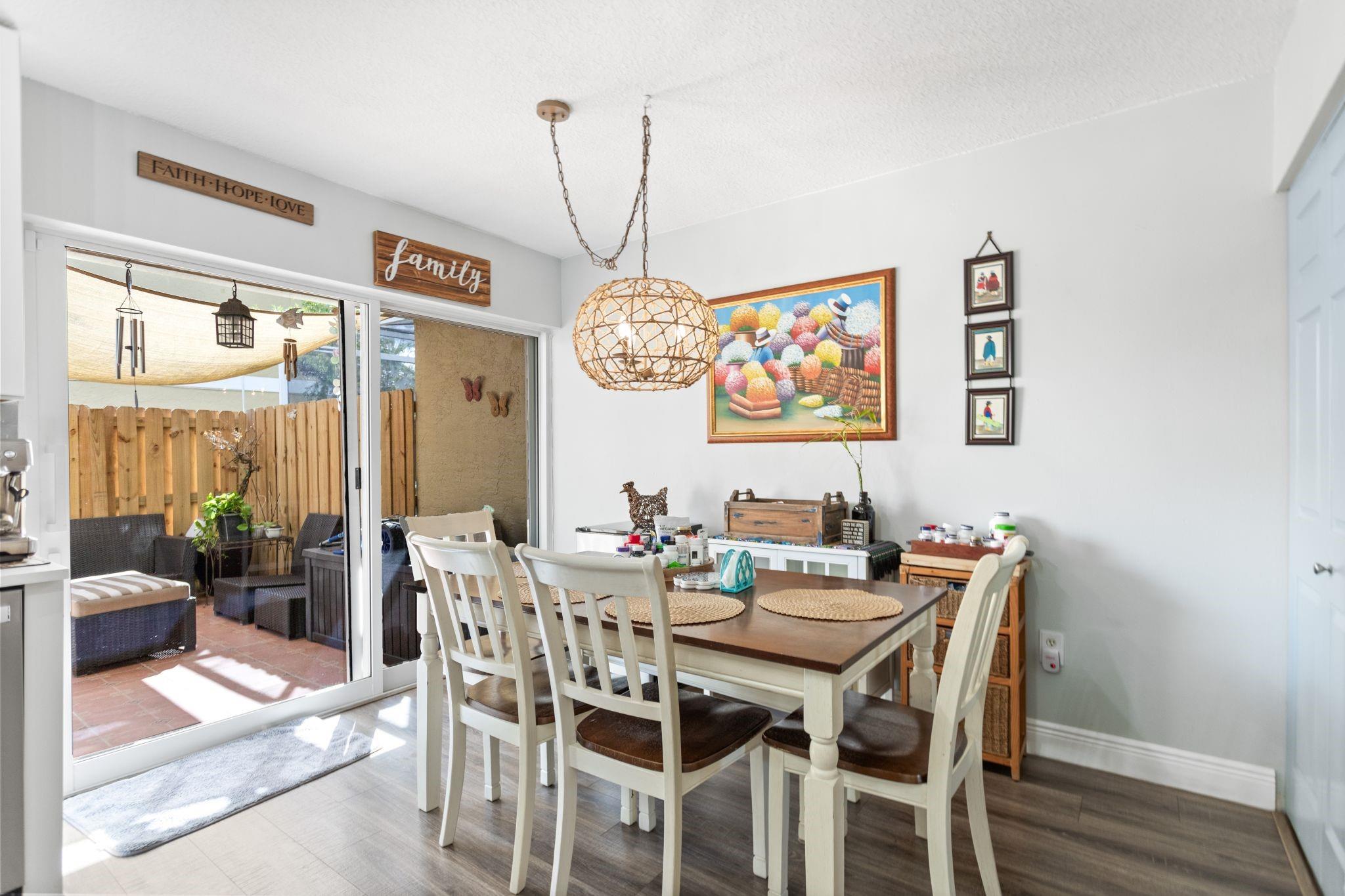 FLAMINGO VILLAS - Residential