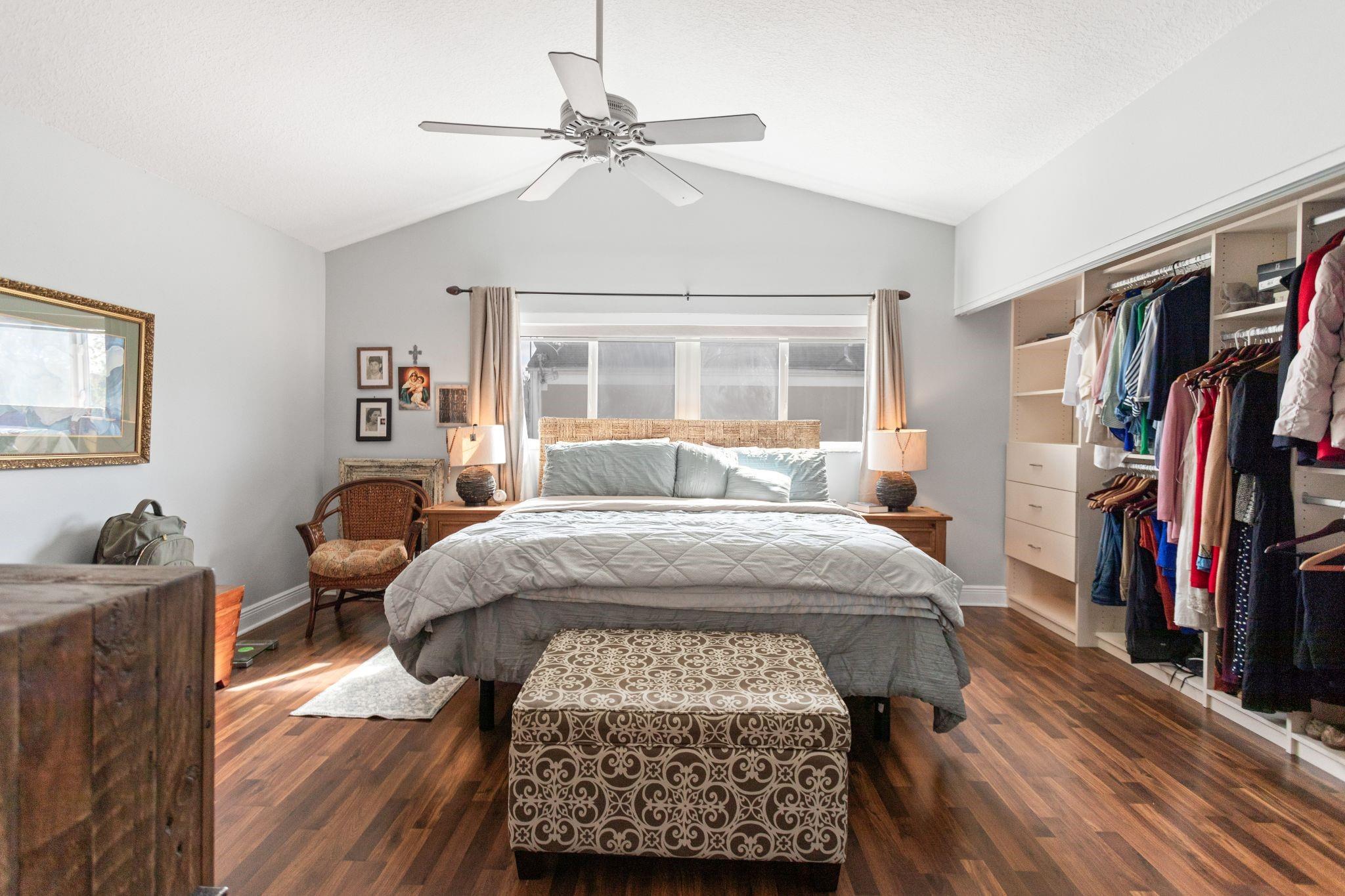 FLAMINGO VILLAS - Residential