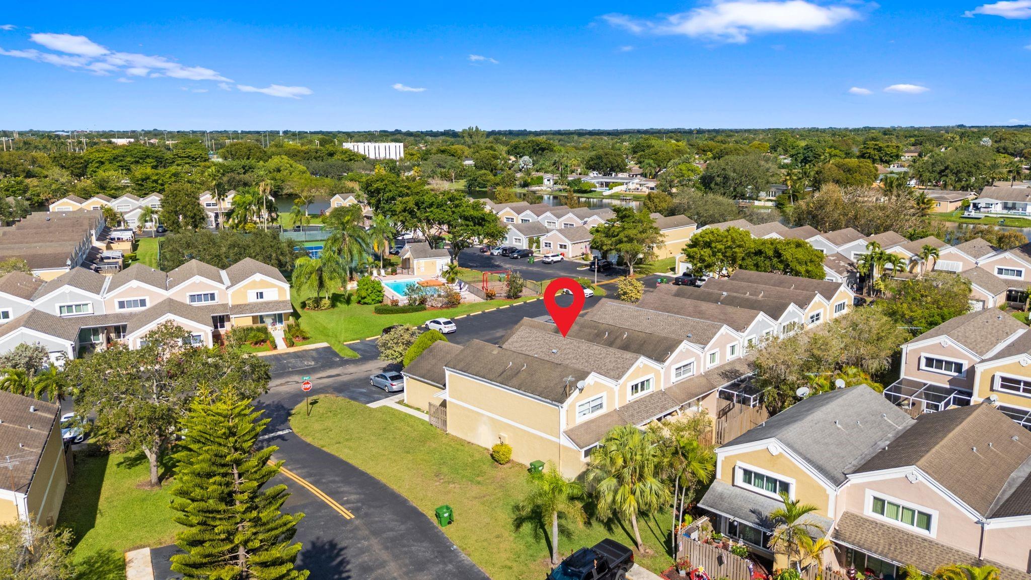 FLAMINGO VILLAS - Residential