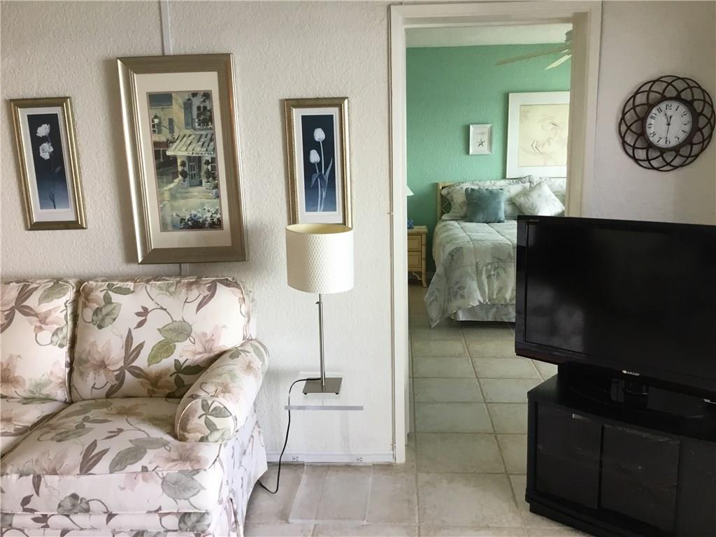 Cove Beach Club - Residential