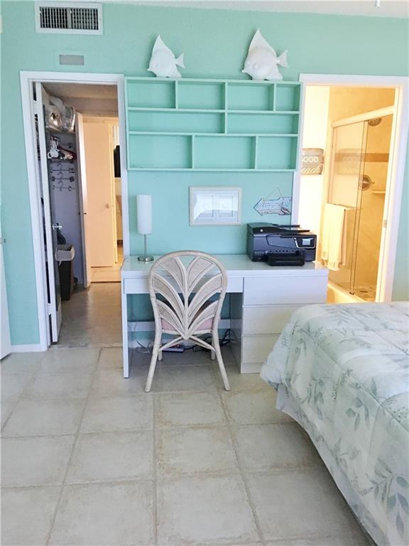 Cove Beach Club - Residential