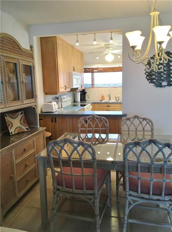 Cove Beach Club - Residential