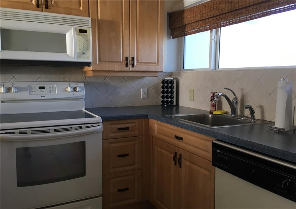 Cove Beach Club - Residential
