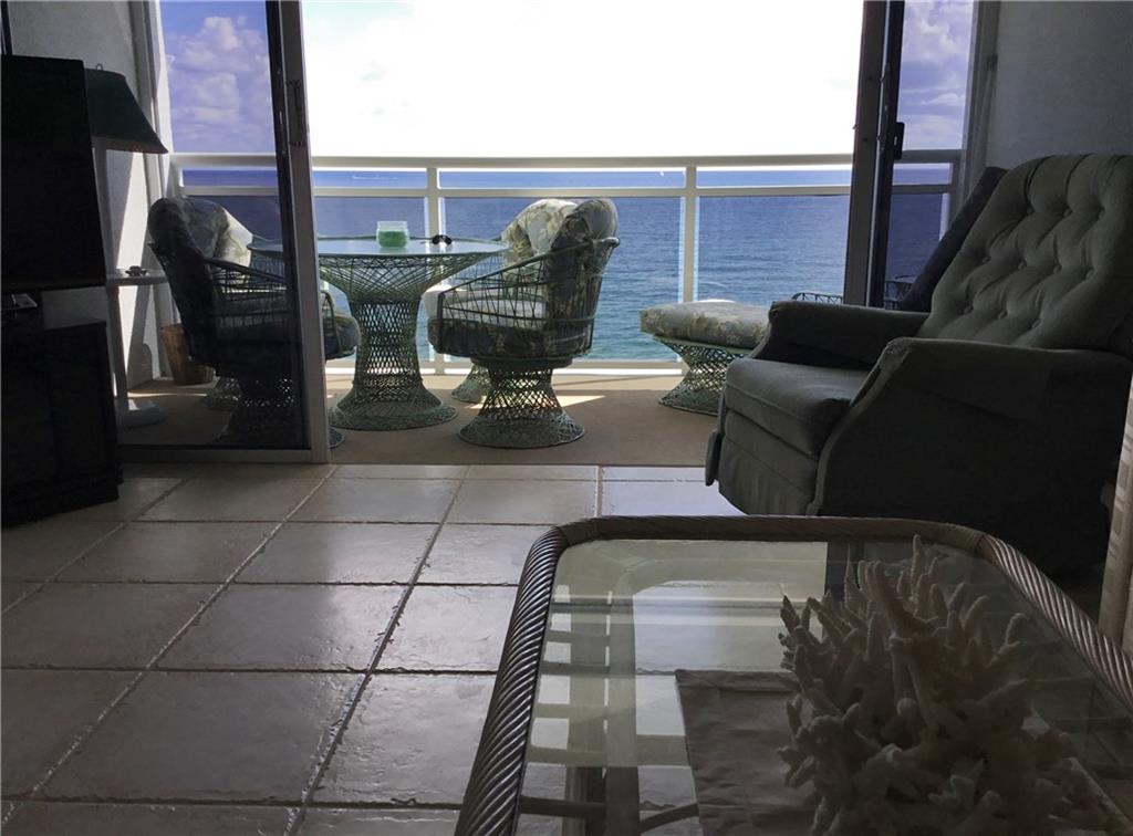 Cove Beach Club - Residential