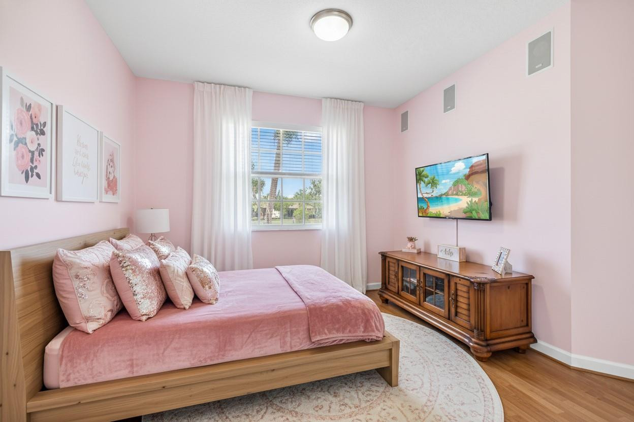 Wyndham Lakes Central - Residential