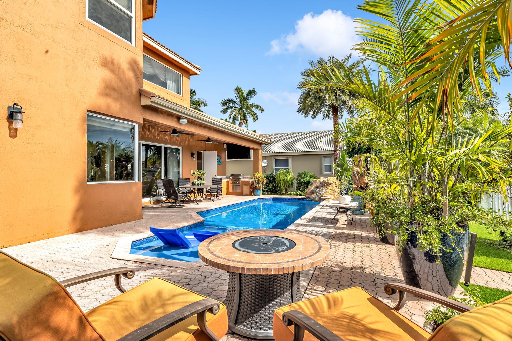 Wyndham Lakes Central - Residential