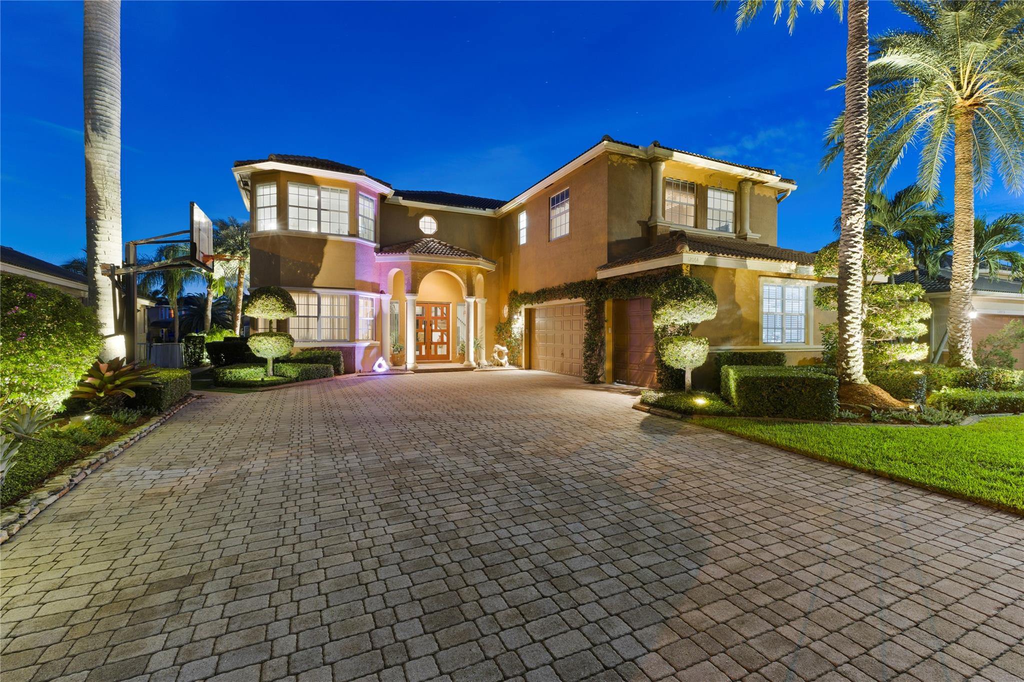 Wyndham Lakes Central - Residential