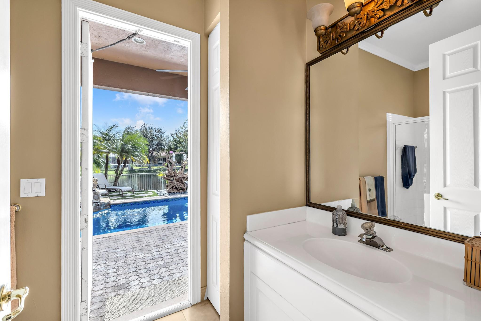 Wyndham Lakes Central - Residential