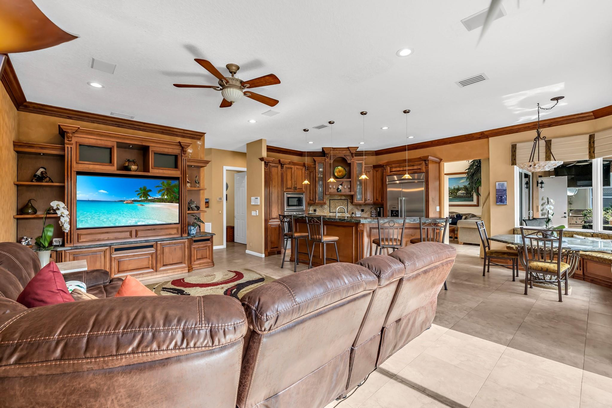 Wyndham Lakes Central - Residential