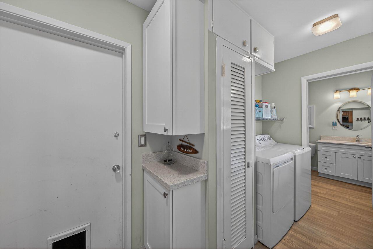 Palm Yacht & Beach Club - Residential