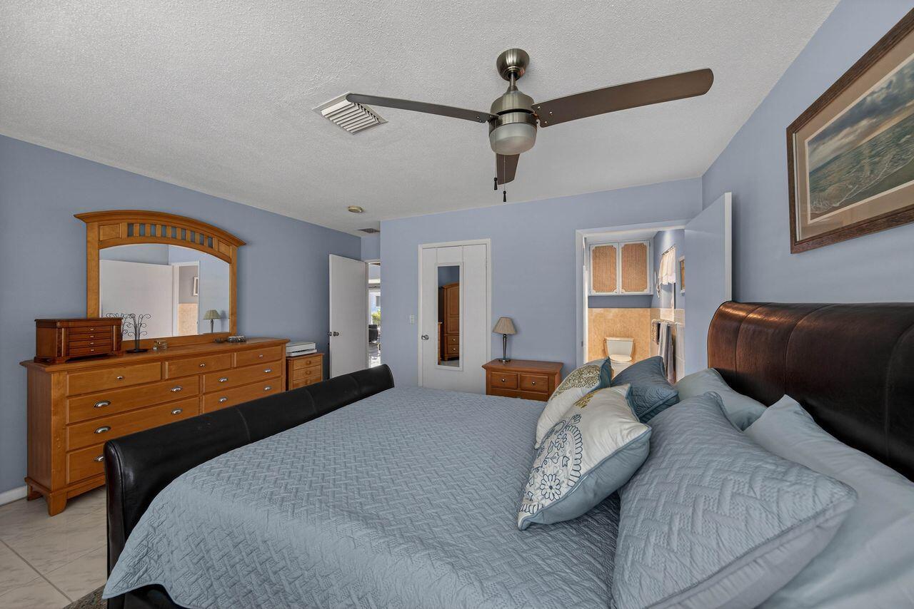 Palm Yacht & Beach Club - Residential