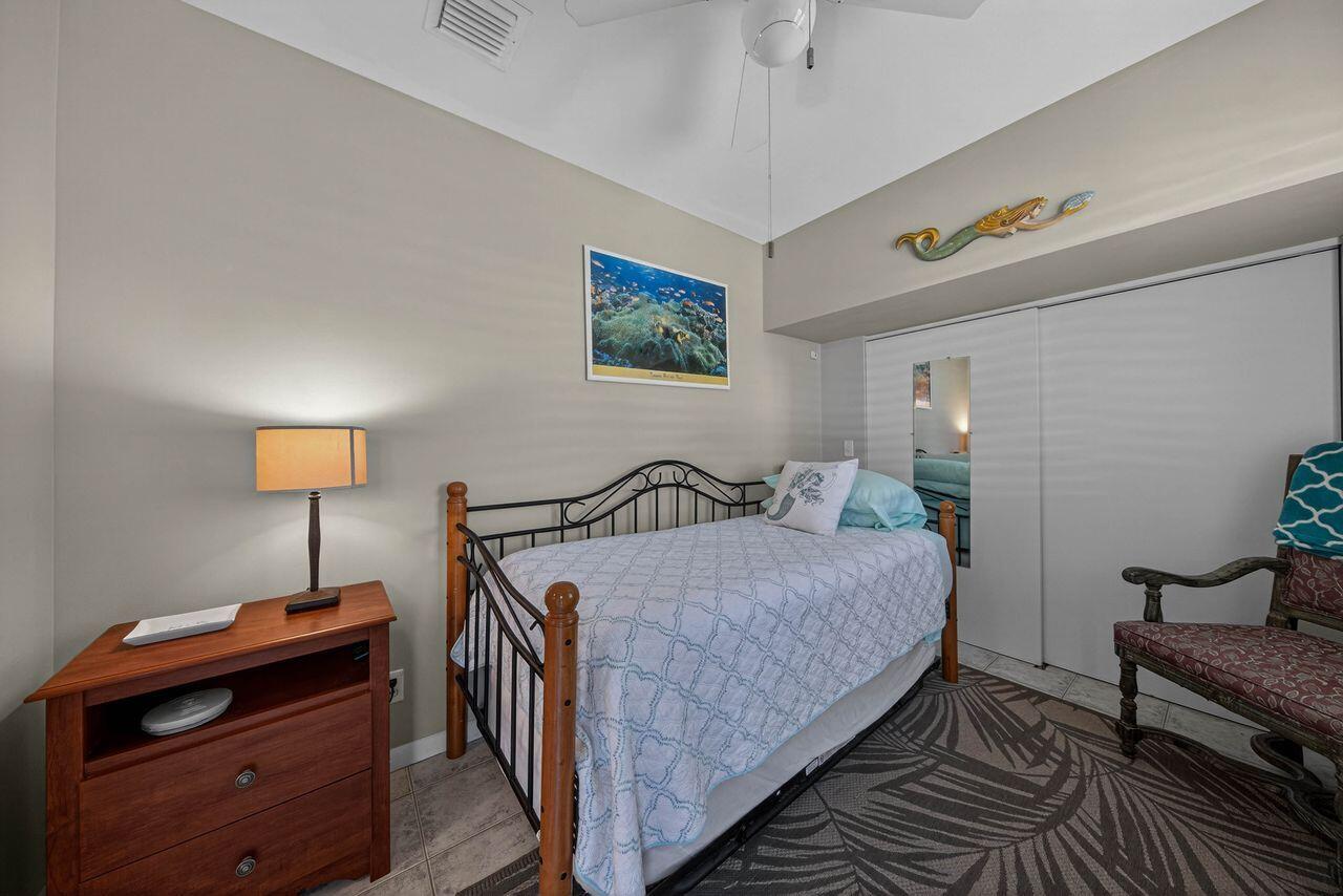 Palm Yacht & Beach Club - Residential