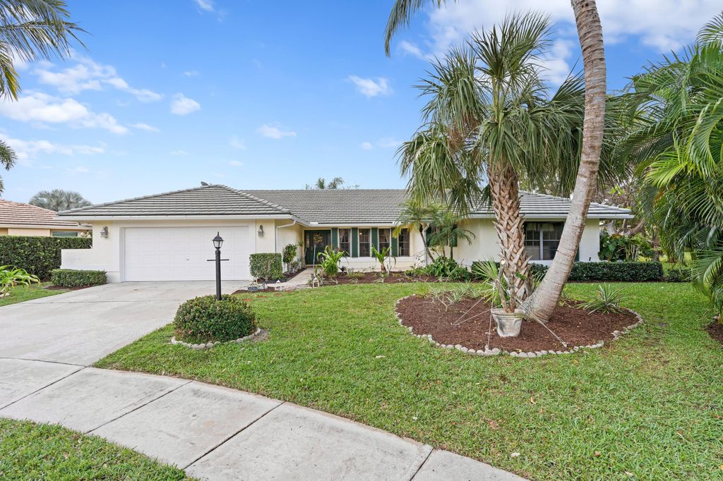 Photo of 13391 Bradfords Wharf, Palm Beach Gardens, FL 33410 (MLS # R10783747)